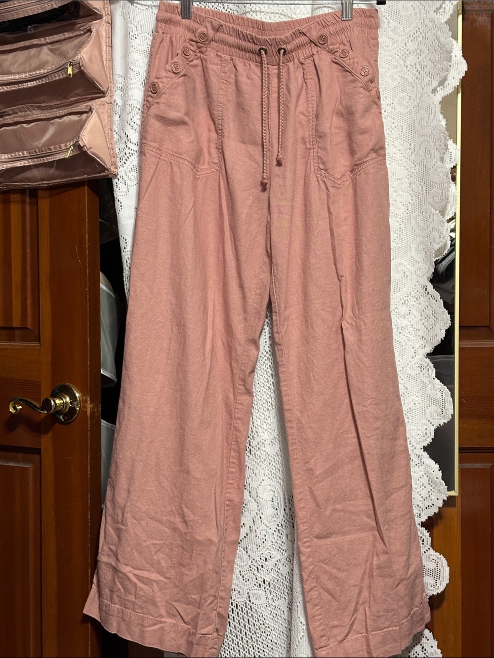 Ci Sono Wide-Leg Drawstring Linen Pants in Dusty Pink